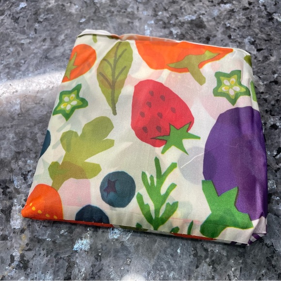 Vegetable portable tote bag / NWOT - Picture 8 of 8